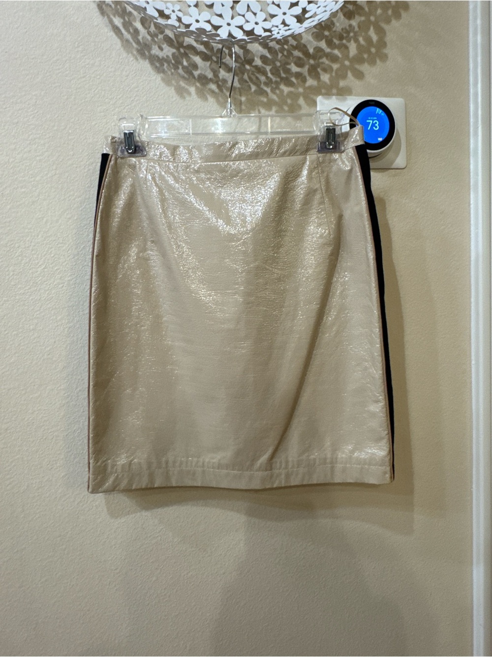 N° 21 N°21 Numero Ventuno Shiny Cream & Black Stripe Mini Skirt Size Small